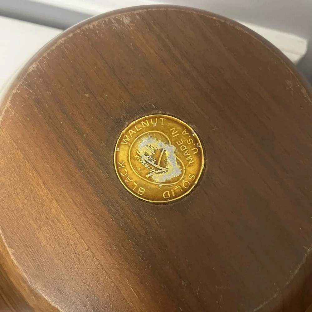 Elegant Wooden‎ Bowl Set